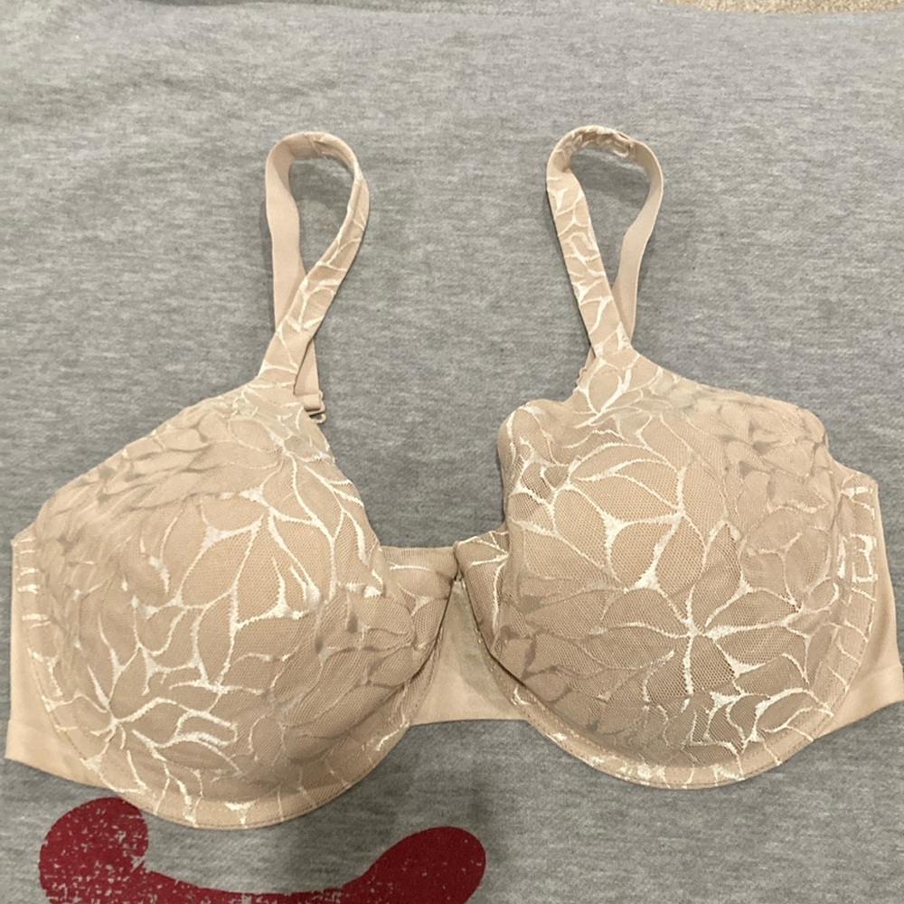 Bali Beige Lace Bra - size 38DDD